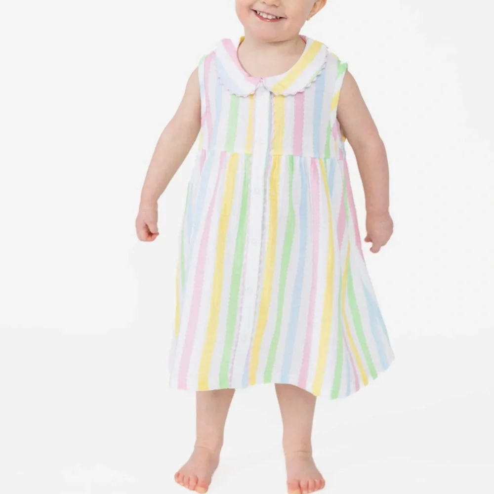 Classic and Charming: The Jill Peter Pan Button Front Dress